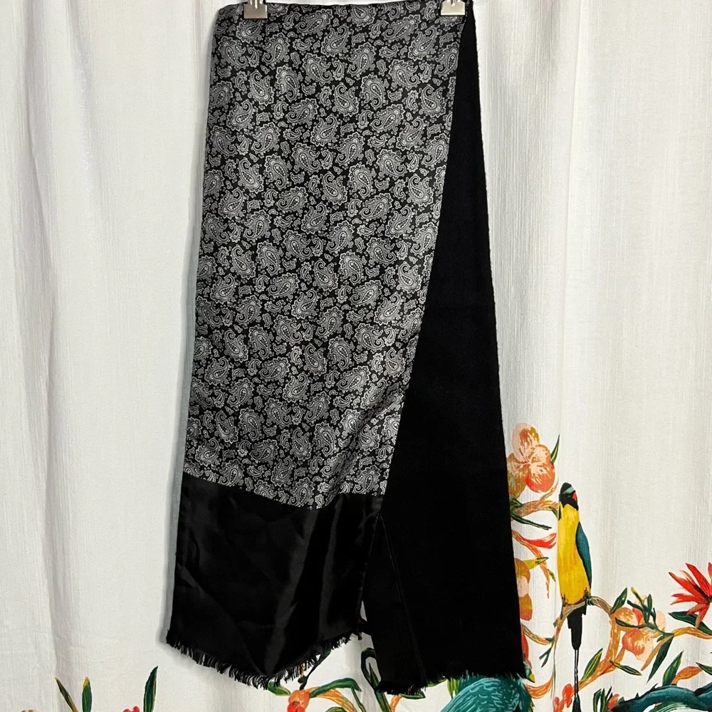 Christian Dior Black and Silver Paisley Pattern Scarf 55